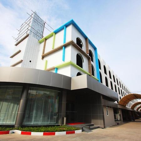 Royal Delight Hotel Bangkok Exterior foto